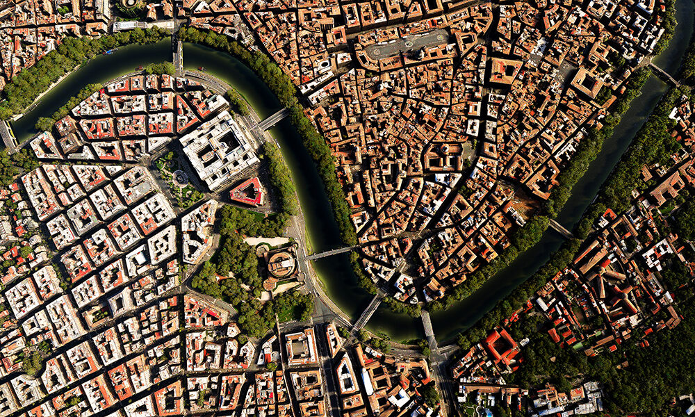 La citta diventa uno spazio ibrido