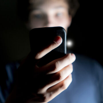 Social e bambini: un contratto protegge dai rischi